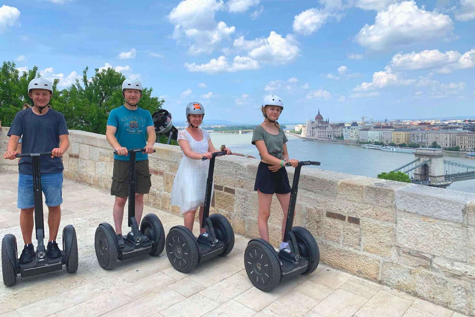 Budapeszt: 1,5-godzinne zwiedzanie miasta na segwayach