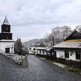 Hollókő i Eger – wycieczka prywatna z Camera Obscura