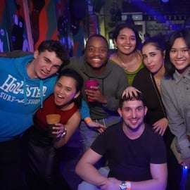 Ruin Pub Crawl – darmowy wstęp VIP, 6 shotów, gry i zdjęcia
