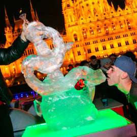 Budapeszt: Zwiedzanie i imprezowy rejs z nieograniczoną ilością drinków