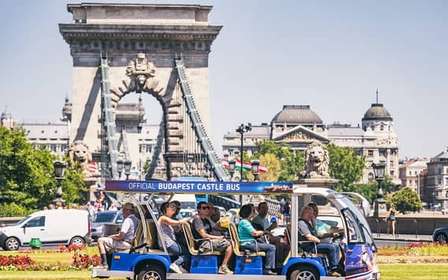 Budapeszt: Oficjalny elektryczny autobus hop-on hop-off do zamku w Budzie