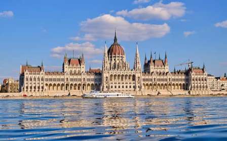 Budapeszt: Świąteczny rejs z kolędami na żywo i napojami