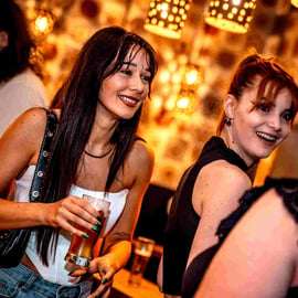 Budapeszt: Ruin Bar Pub Crawl z biletami wstępu