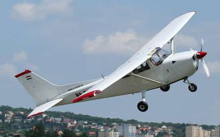 Lot widokowy nad Budapesztem samolotem Cessna C172