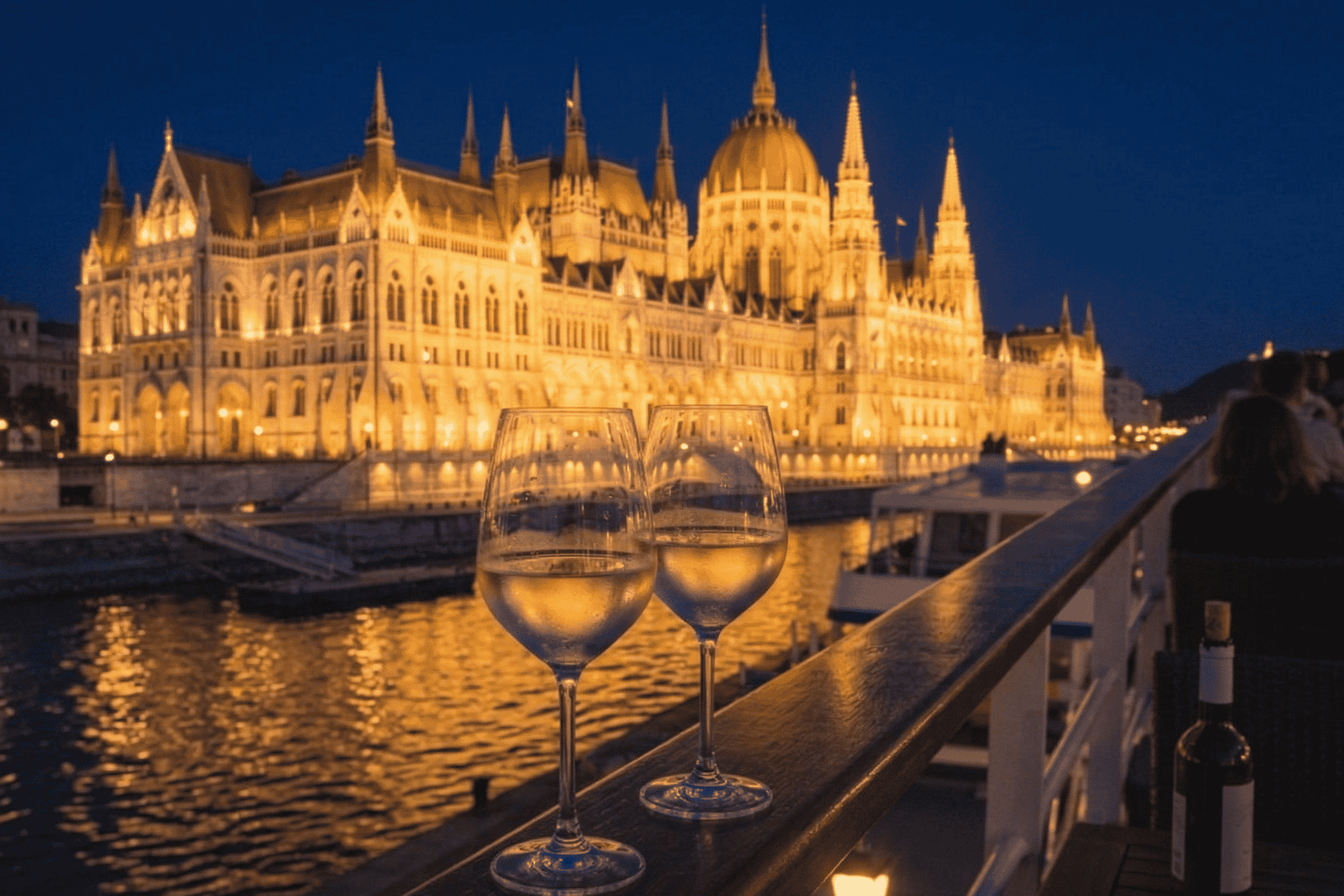 Budapeszt: wieczorny rejs z nielimitowanym prosecco, winem i piwem