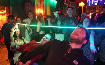 Ruin Pub Crawl – darmowy wstęp VIP, 6 shotów, gry i zdjęcia