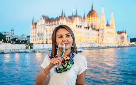 Budapeszt: Wieczorny rejs z napojami i muzyką na żywo