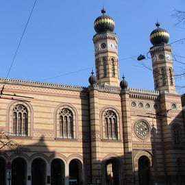 Budapeszt: wycieczka piesza po dzielnicy żydowskiej i wstęp do synagogi