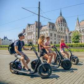 Budapeszt: MonsteRoller E-Scooter Tour
