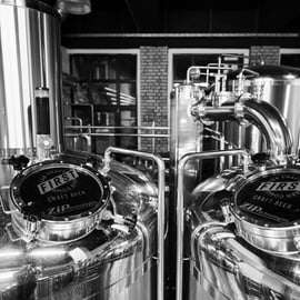 Budapeszt: Wycieczka po browarze "First Craft Beer" i degustacja piwa