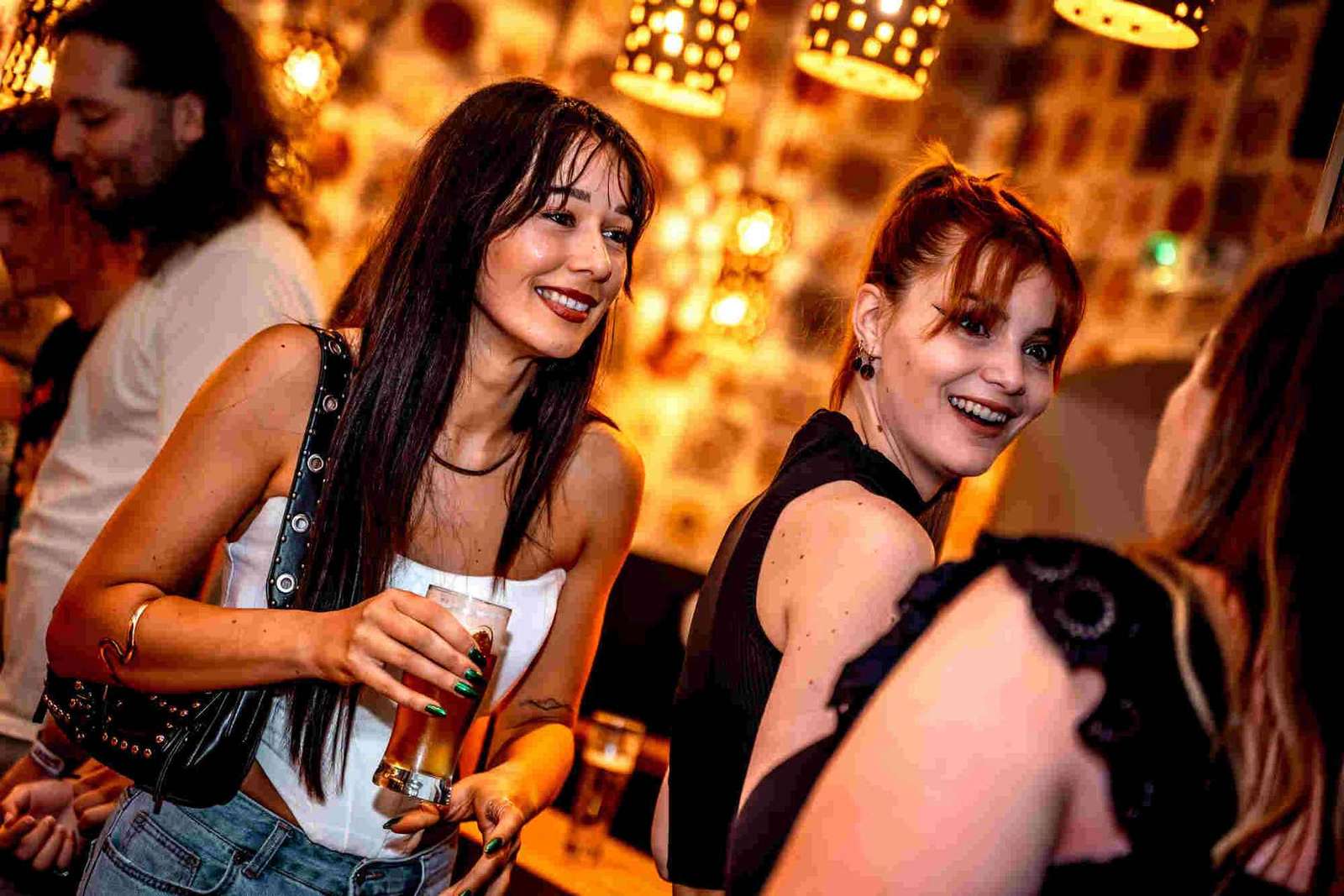 Budapeszt: Ruin Bar Pub Crawl z biletami wstępu