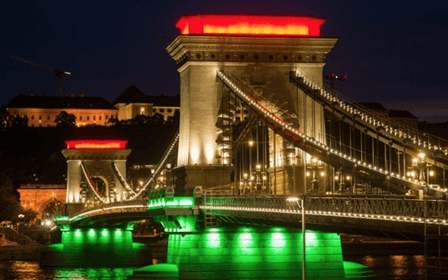 Budapest: GLOW Sunset Cruise with Optional Welcome Drink