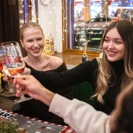 Budapeszt: Wycieczka kulinarna z degustacją wina przez Foodapest 2024