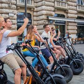 Budapeszt: oficjalna wypożyczalnia hulajnóg elektrycznych Luna
