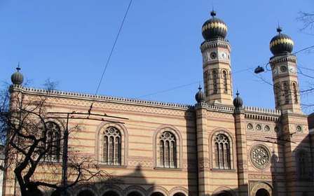 Budapeszt: wycieczka piesza po dzielnicy żydowskiej i wstęp do synagogi