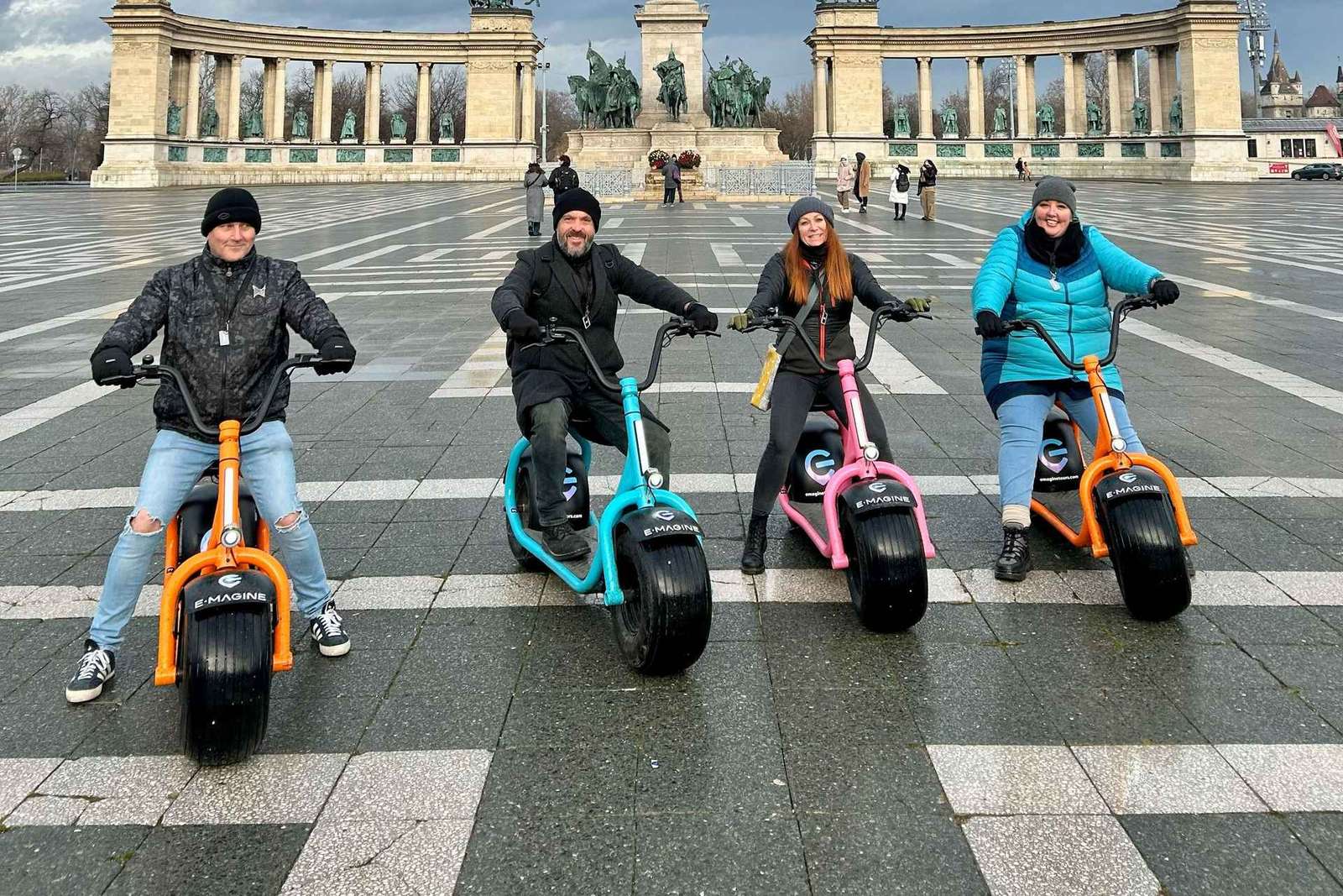 Budapeszt: oficjalna wypożyczalnia hulajnóg elektrycznych Luna