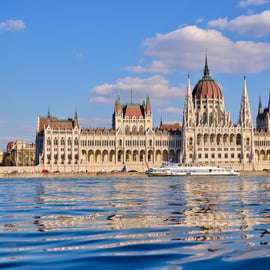 Budapeszt: Świąteczny rejs z kolędami na żywo i napojami