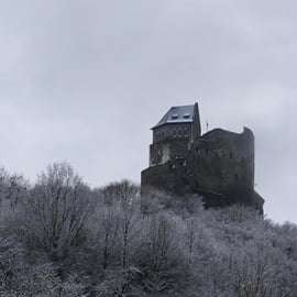 Hollókő i Eger – wycieczka prywatna z Camera Obscura